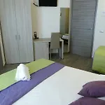 Desiree סן בנדטו דל טרנטו