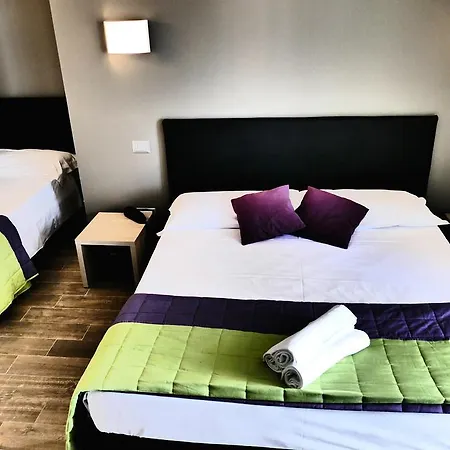 Desiree סן בנדטו דל טרנטו