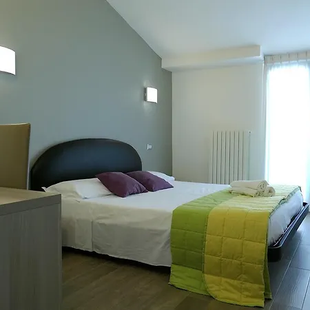 Desiree 2* San Benedetto del Tronto